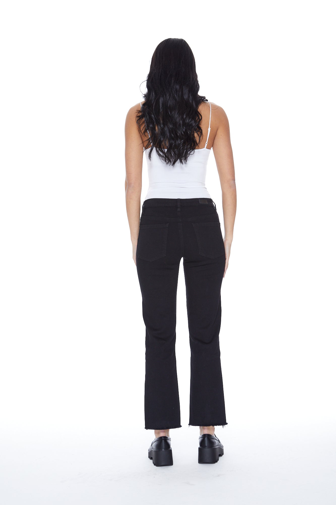 Quinn Mid Rise Straight Jean in Black